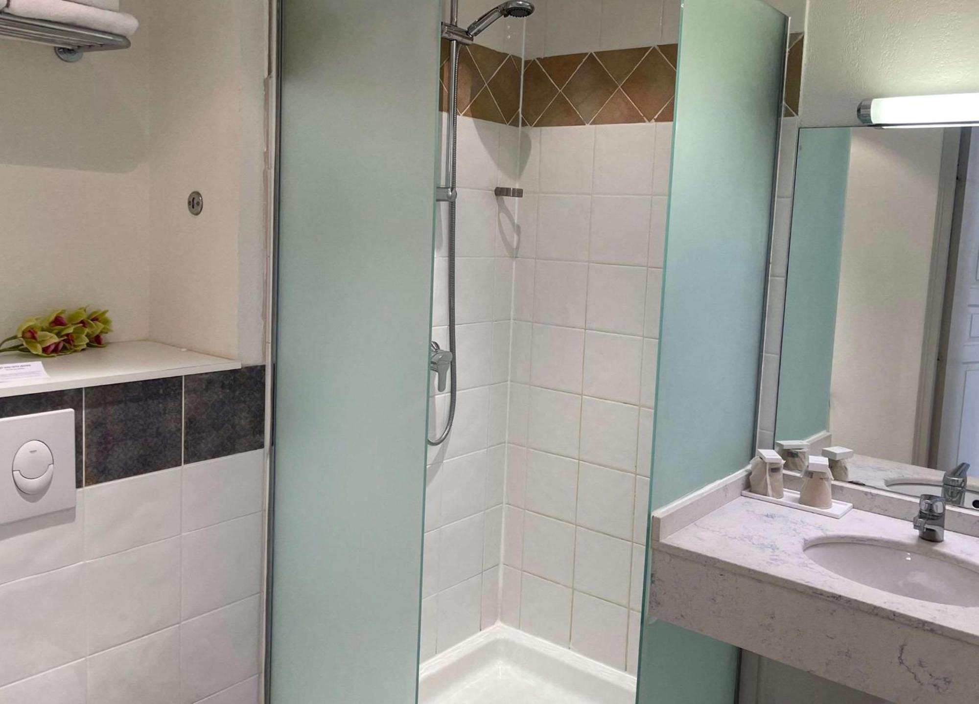 Best Western Gemenos Villa Florette Экстерьер фото