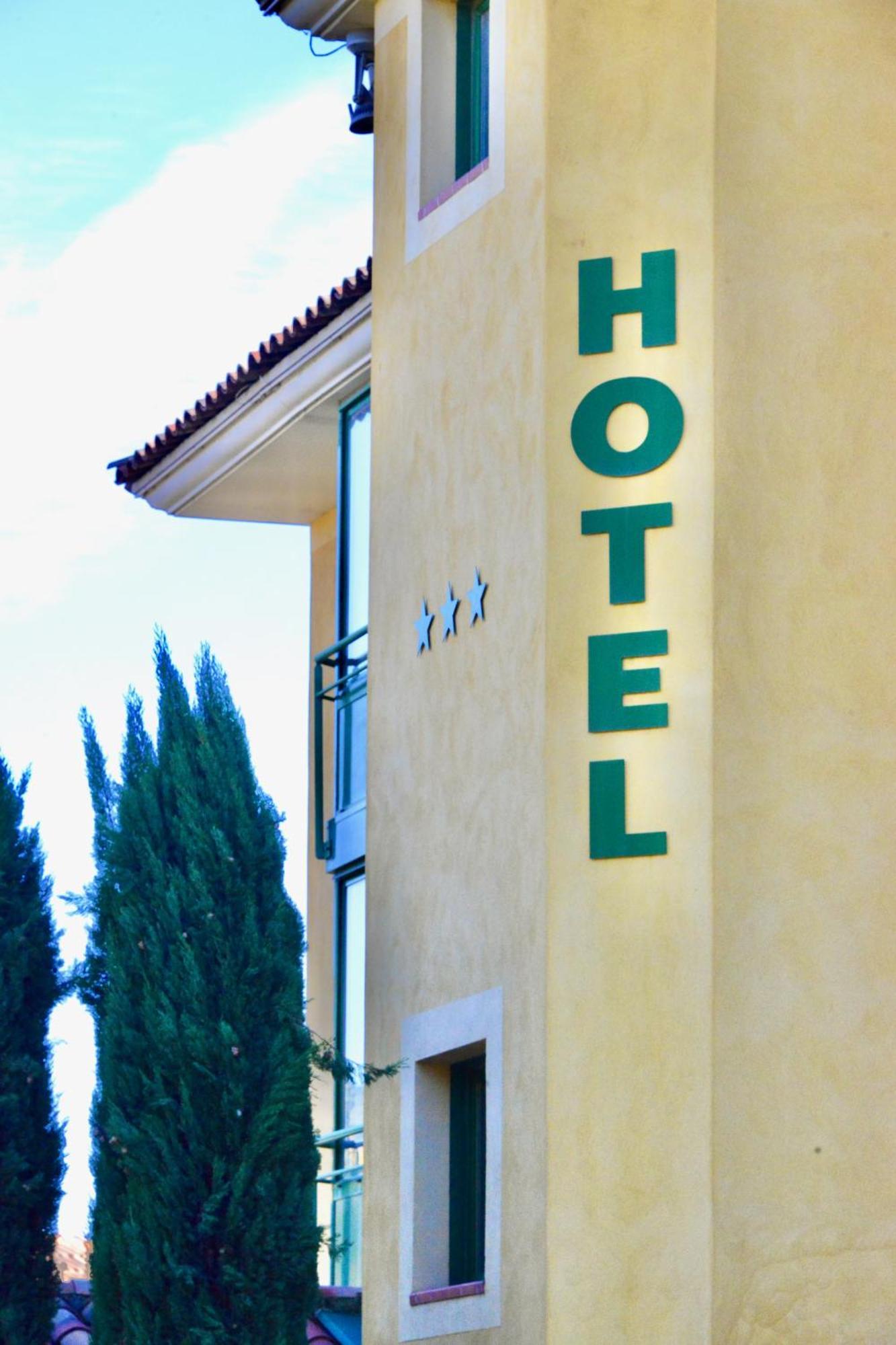 Best Western Gemenos Villa Florette Экстерьер фото