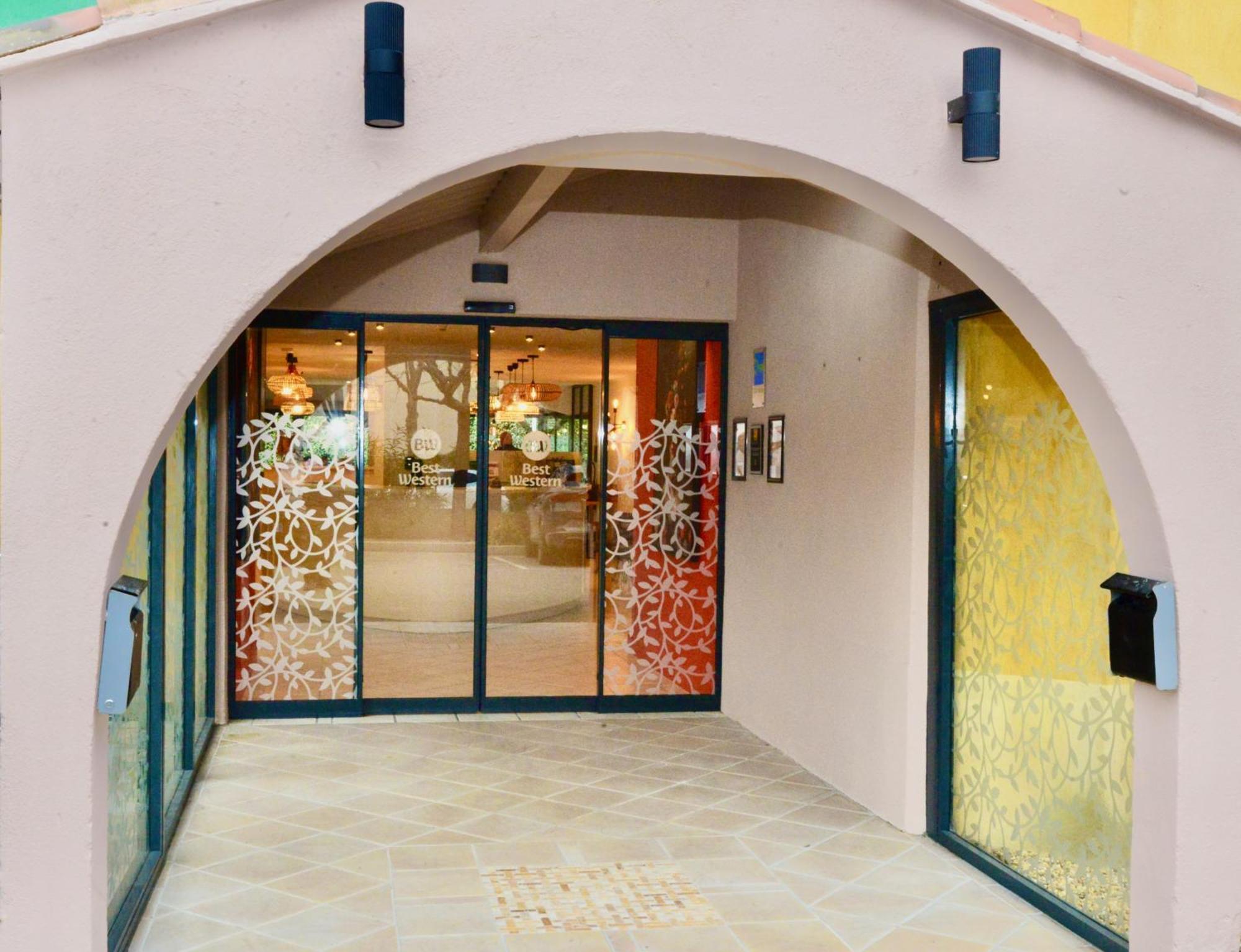 Best Western Gemenos Villa Florette Экстерьер фото